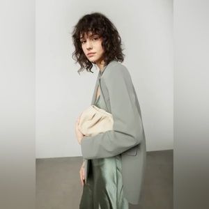 Oak and fort scrunch clutch